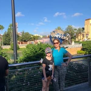 Meet your Posher, Annia